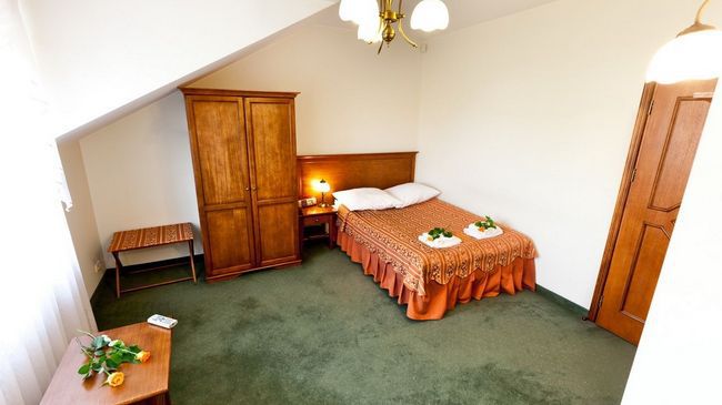 Hotel Pod Zlota Roza キェルツェ 部屋 写真